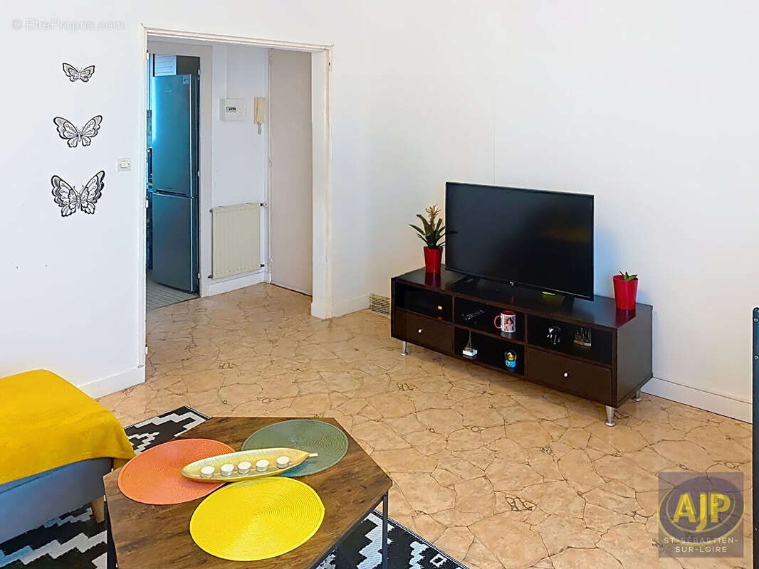 Appartement T3 St Sébastien Douet - photo 2