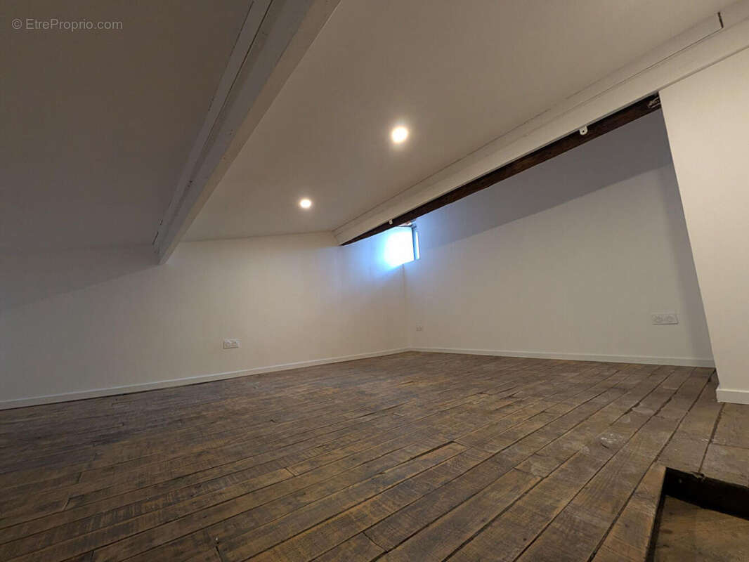 Maison à PONT-DU-CHATEAU