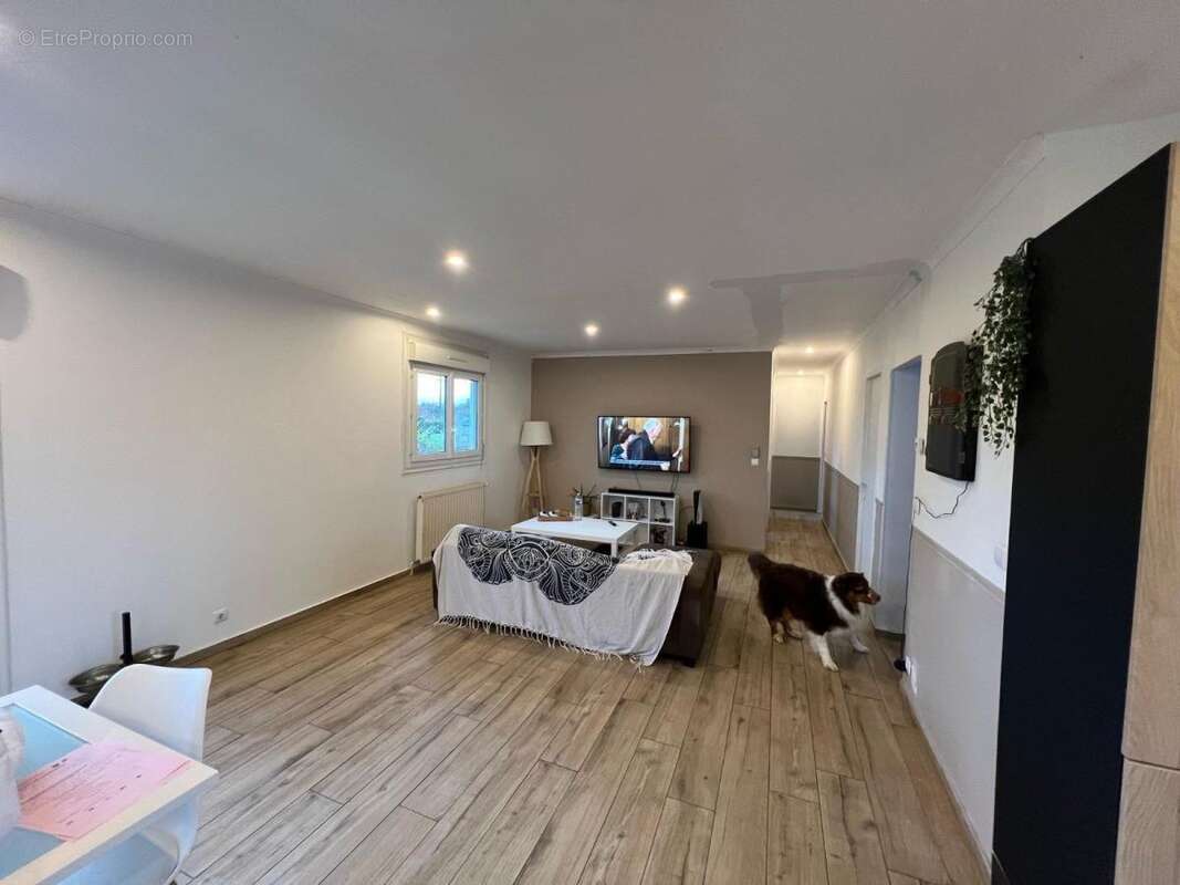 Maison 93 m² à Saint-Germain-D'aunay  - photo 3