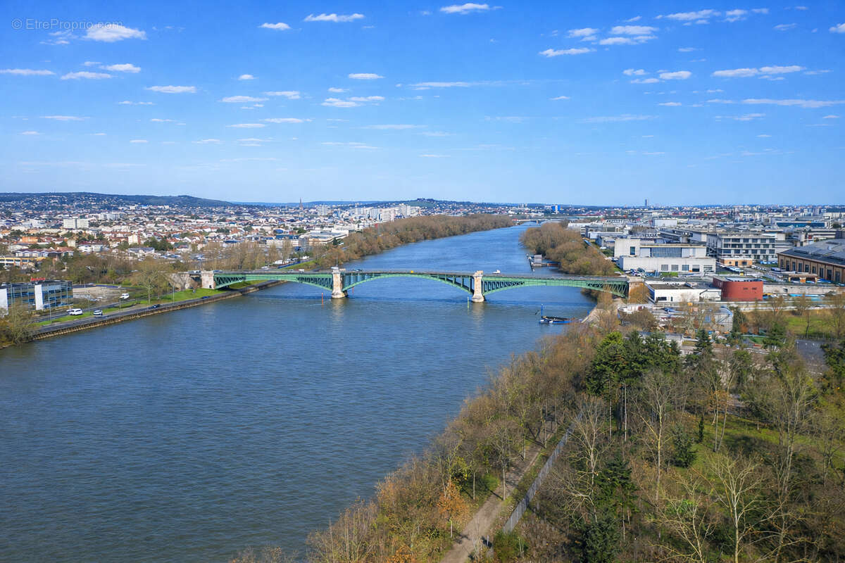 Appartement à COLOMBES