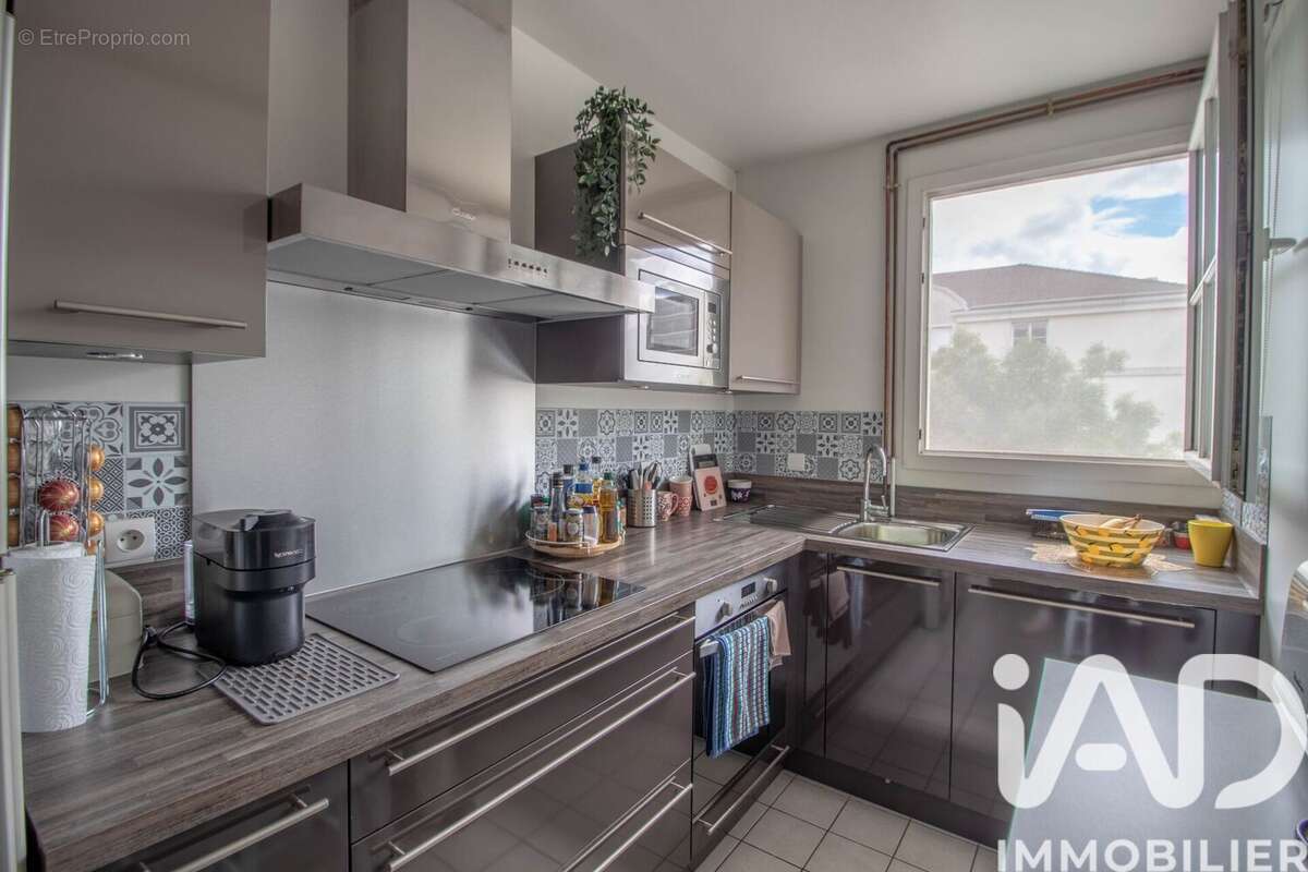 Photo 6 - Appartement à RUEIL-MALMAISON
