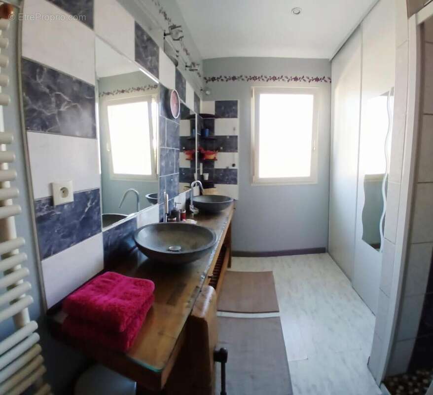 Maison à FONTEVRAUD-L'ABBAYE