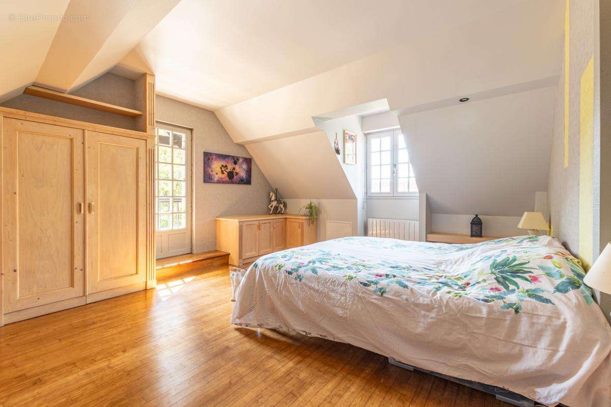 Maison 153 m² à Chemire-Le-Gaudin  - photo 8