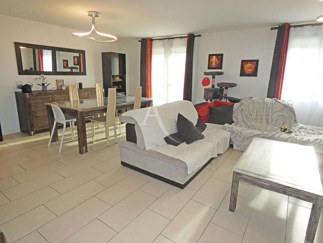 Maison à NEUILLY-SUR-MARNE