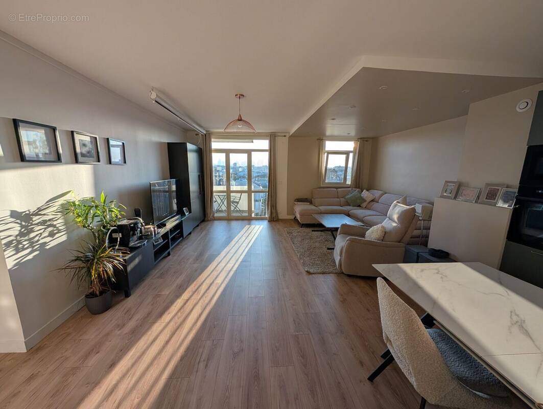 Appartement à BOIS-COLOMBES