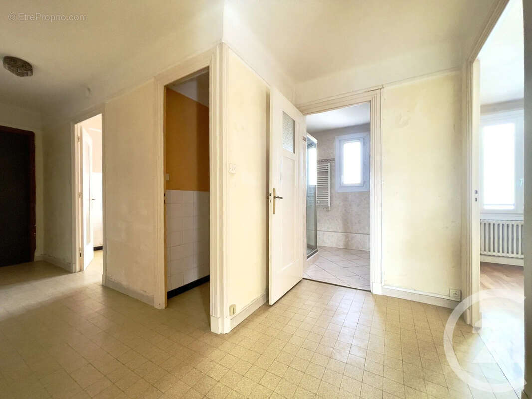 Appartement à VILLEURBANNE