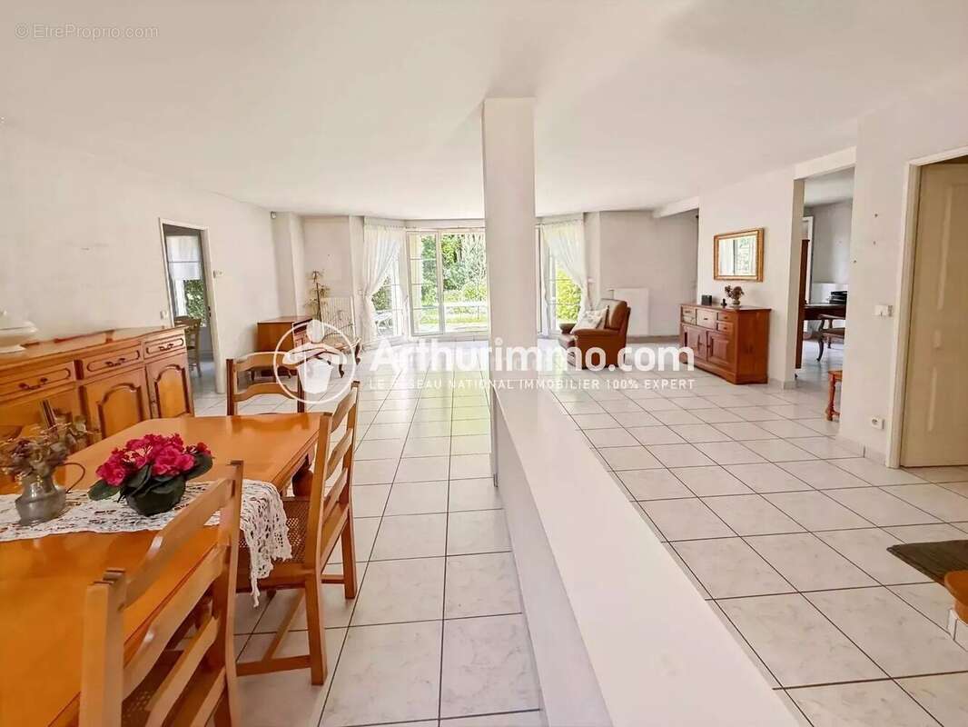 Maison à SAINT-GERMAIN-LES-CORBEIL