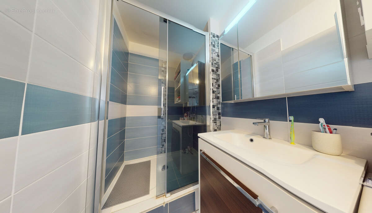 Appartement à NANTERRE