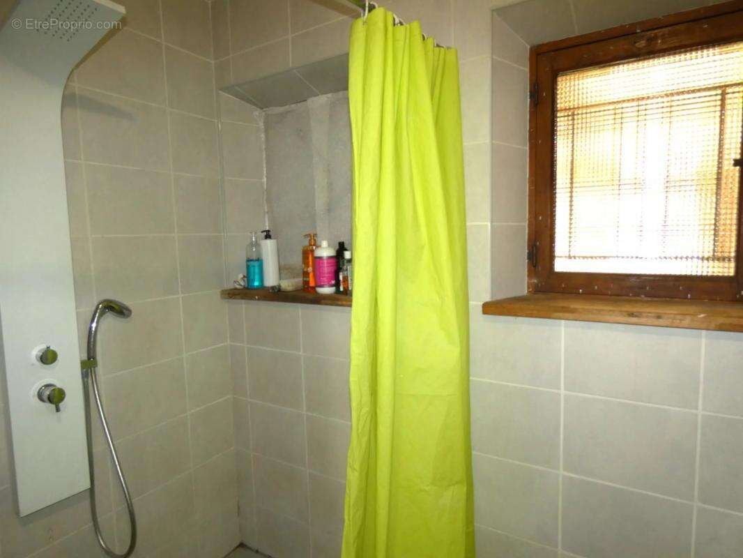 Maison à SAINT-BERON