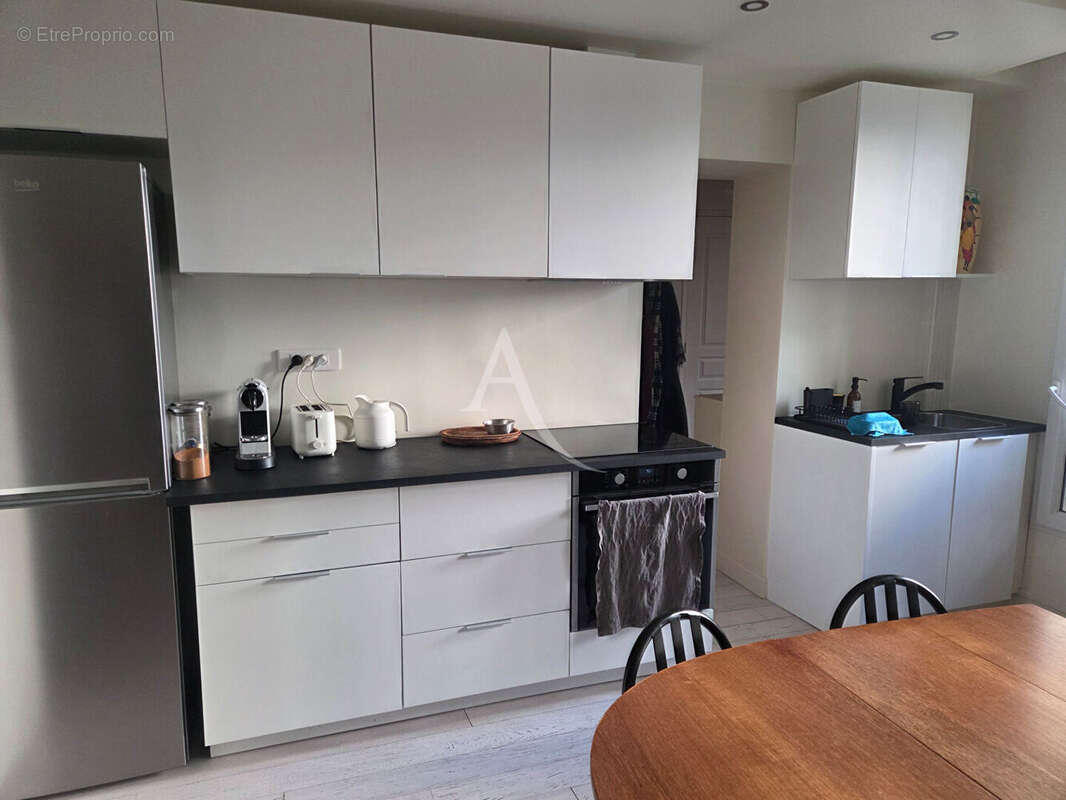 Appartement à PARIS-11E