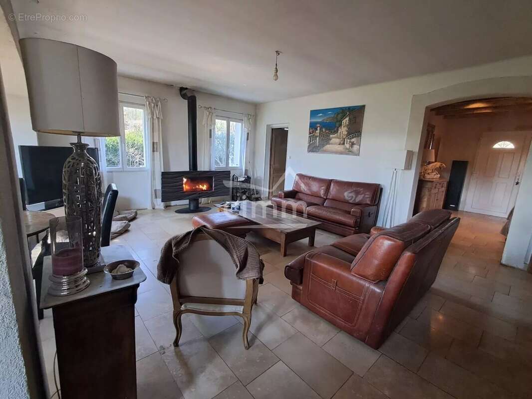 Maison à CHATEAU-ARNOUX-SAINT-AUBAN