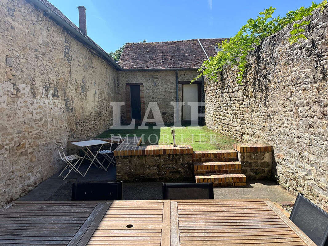 Maison de ville avec jardin - Réf. 14099 - photo 9