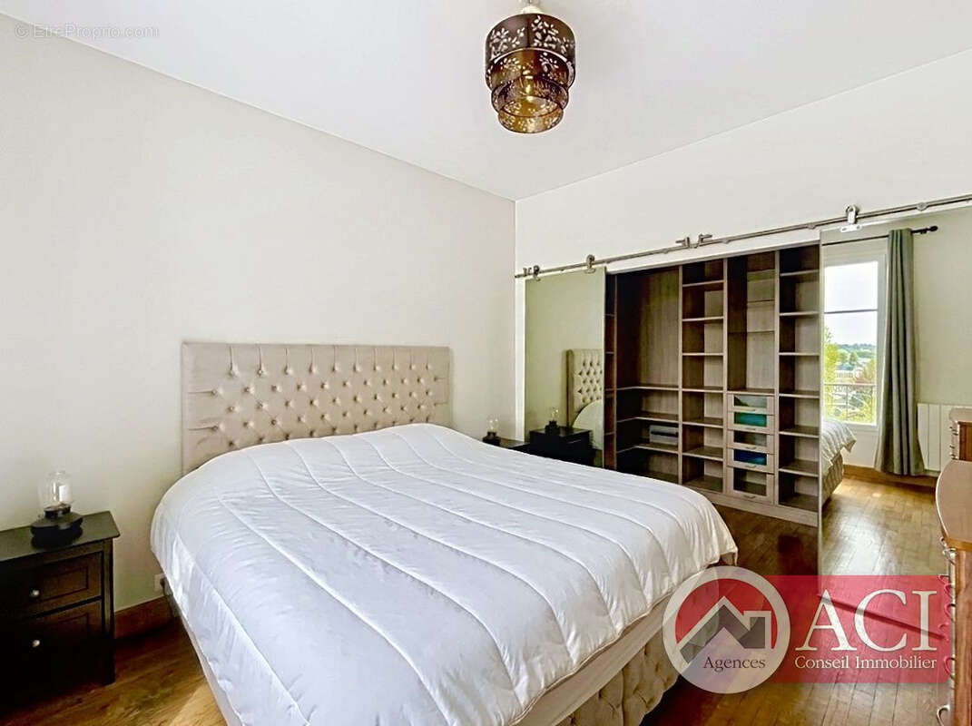 Appartement à EPINAY-SUR-SEINE