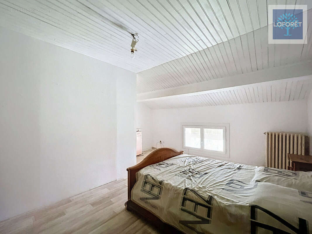 Appartement à CHEVANCEAUX