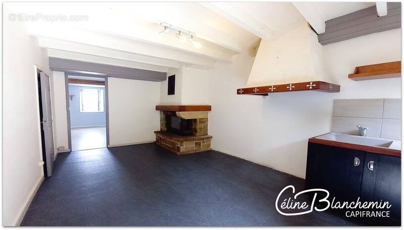 Maison à BELVEZE-DU-RAZES