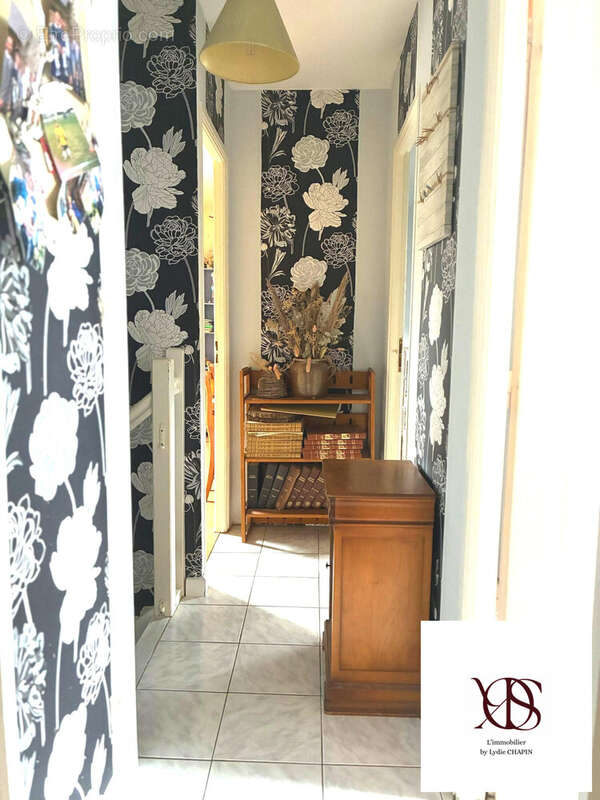 Maison 129 m² à Saint-Aubin-D'aubigne  - photo 9