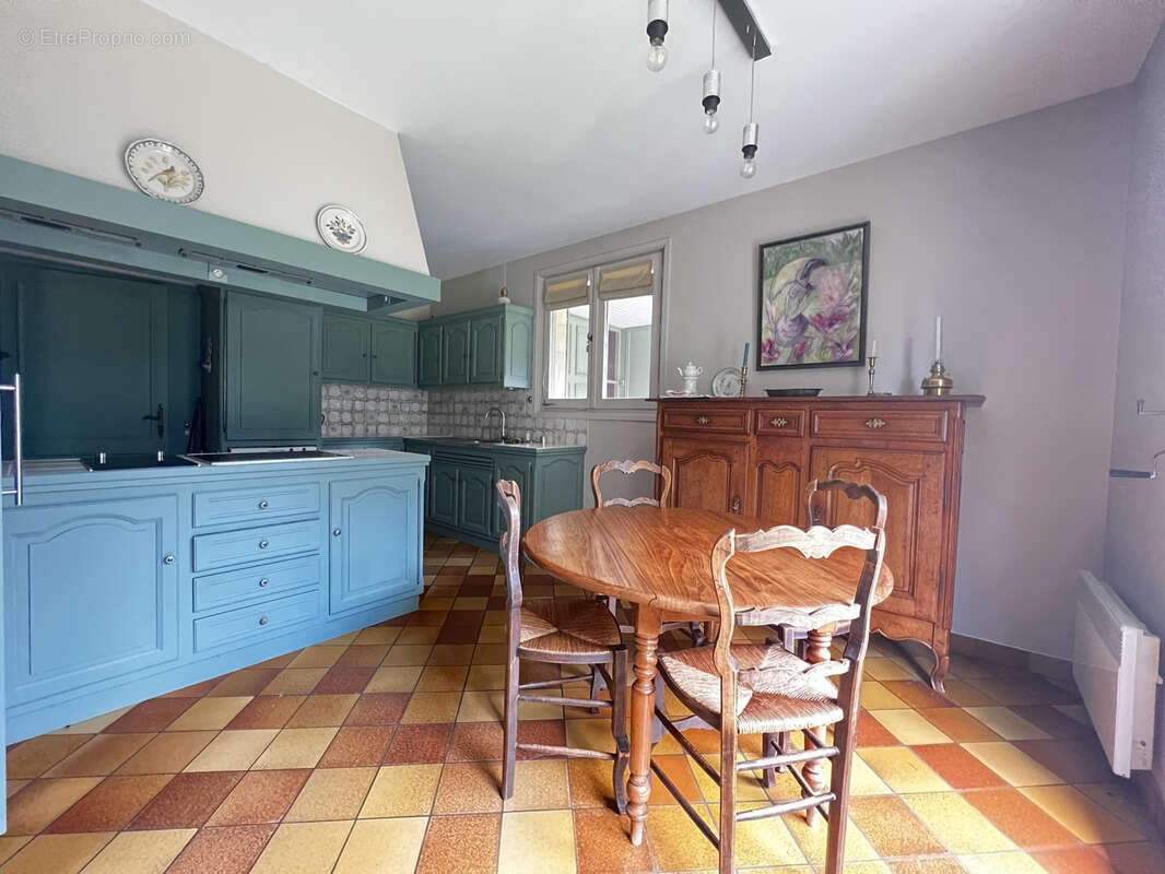 Maison à SAINT-FLORIS
