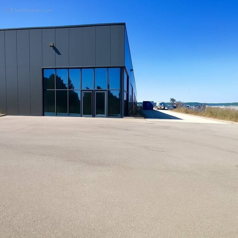 Autre à VAULX-MILIEU