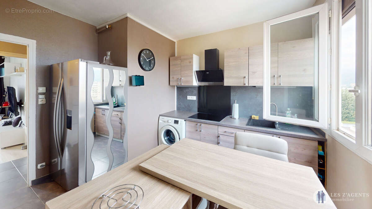 Appartement à SAINT-MARTIN-D&#039;HERES