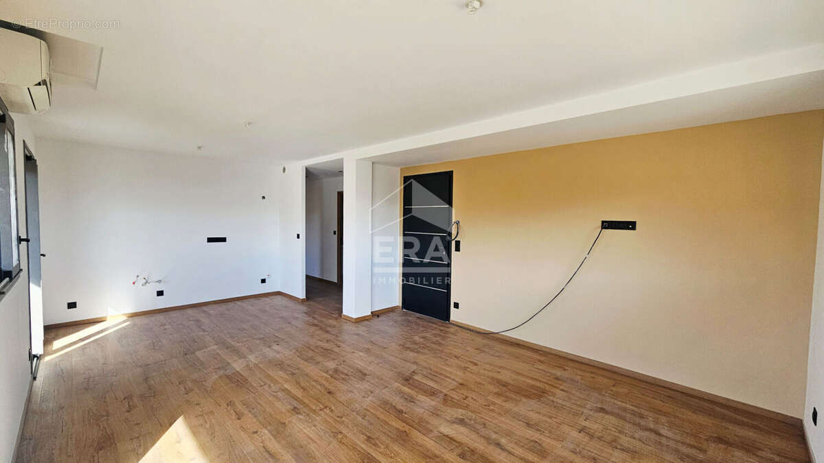 Appartement à VENCE