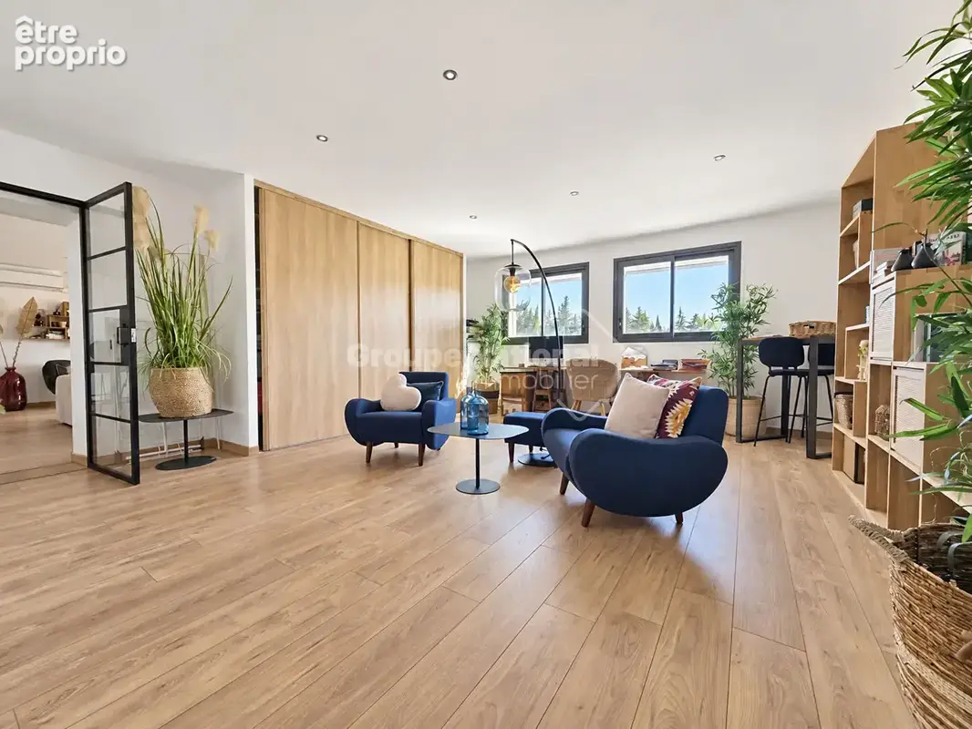 Ensemble immobilier polyvalent  - Bureaux & Logement - photo 11