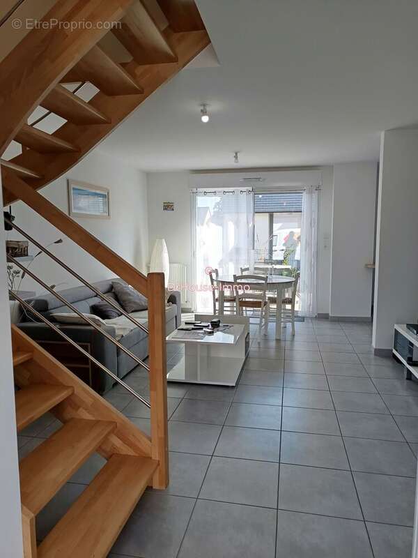 Maison 78 m² à Saint-Brice-En-Cogles  - photo 6