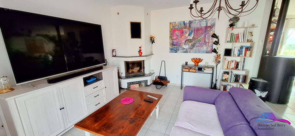 PIECE DE VIE - Maison à SAULZAIS-LE-POTIER