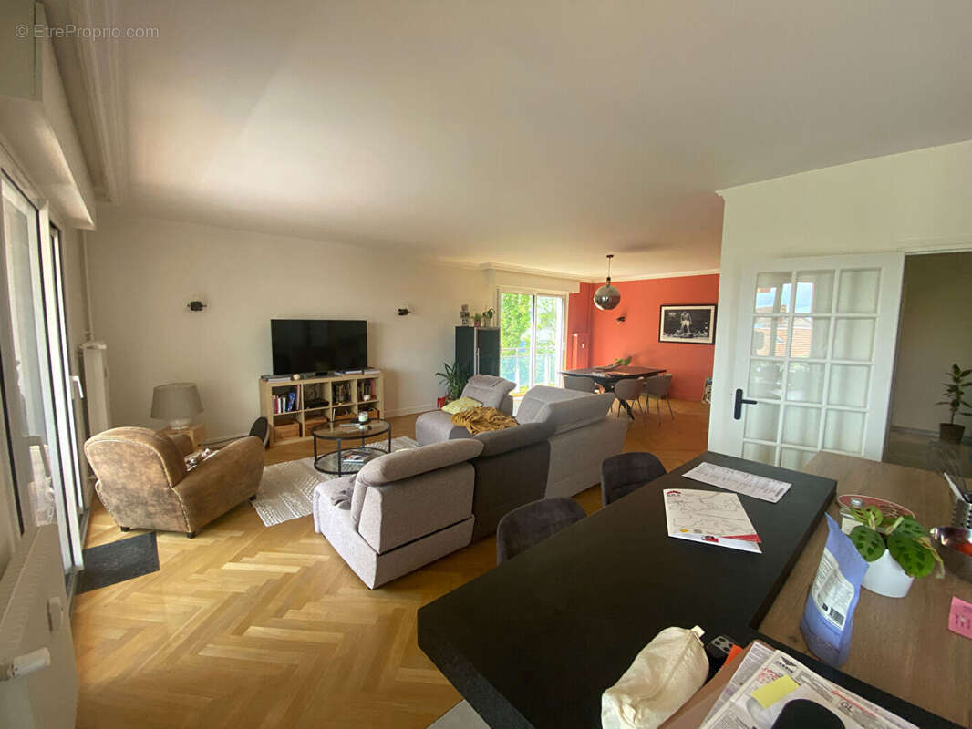 Appartement Dijon 5 pièce(s) 138.7 m2 + terrasse + garage+ caves - photo 8