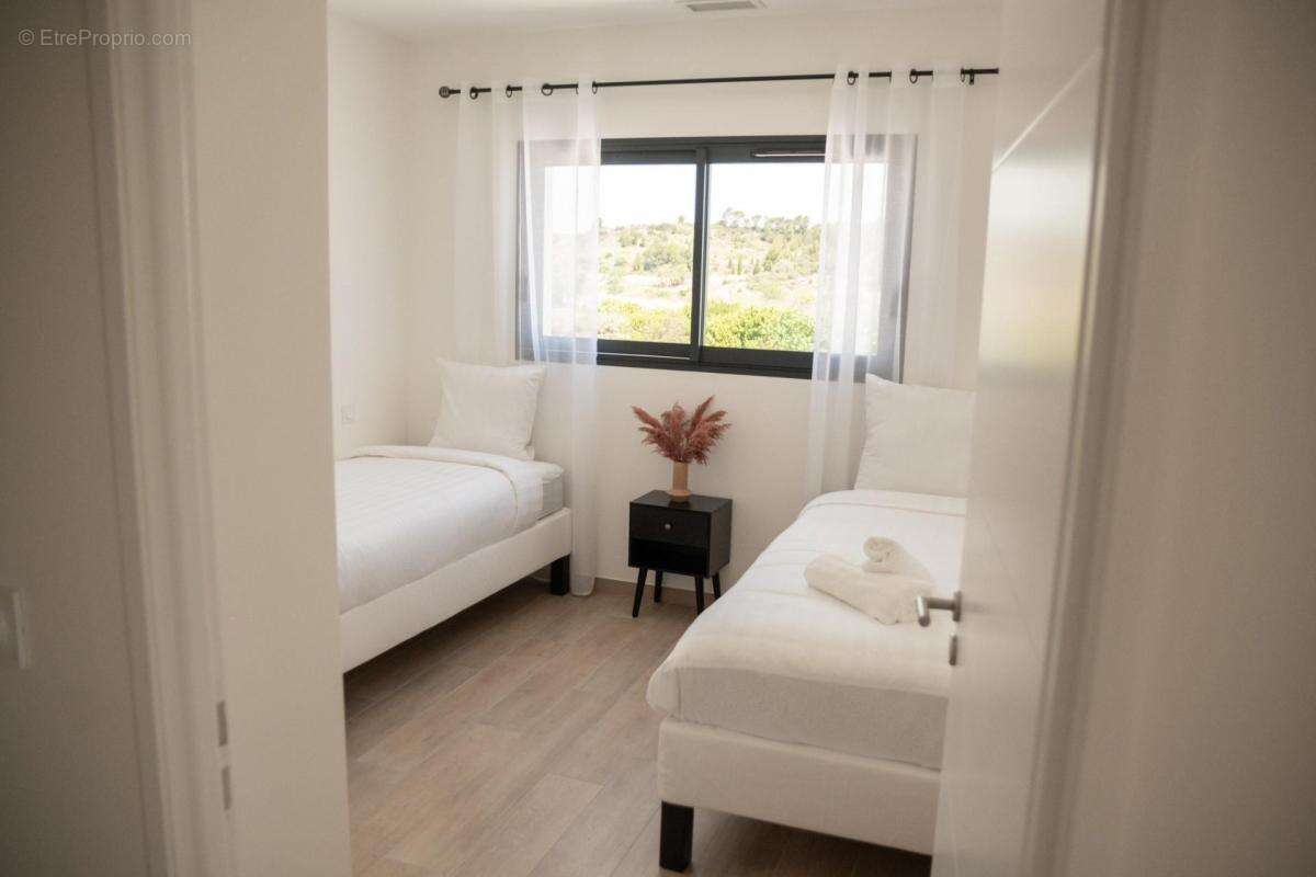 Villa 110 M2, 3 chambres, terrain 378 M2, piscine - photo 14