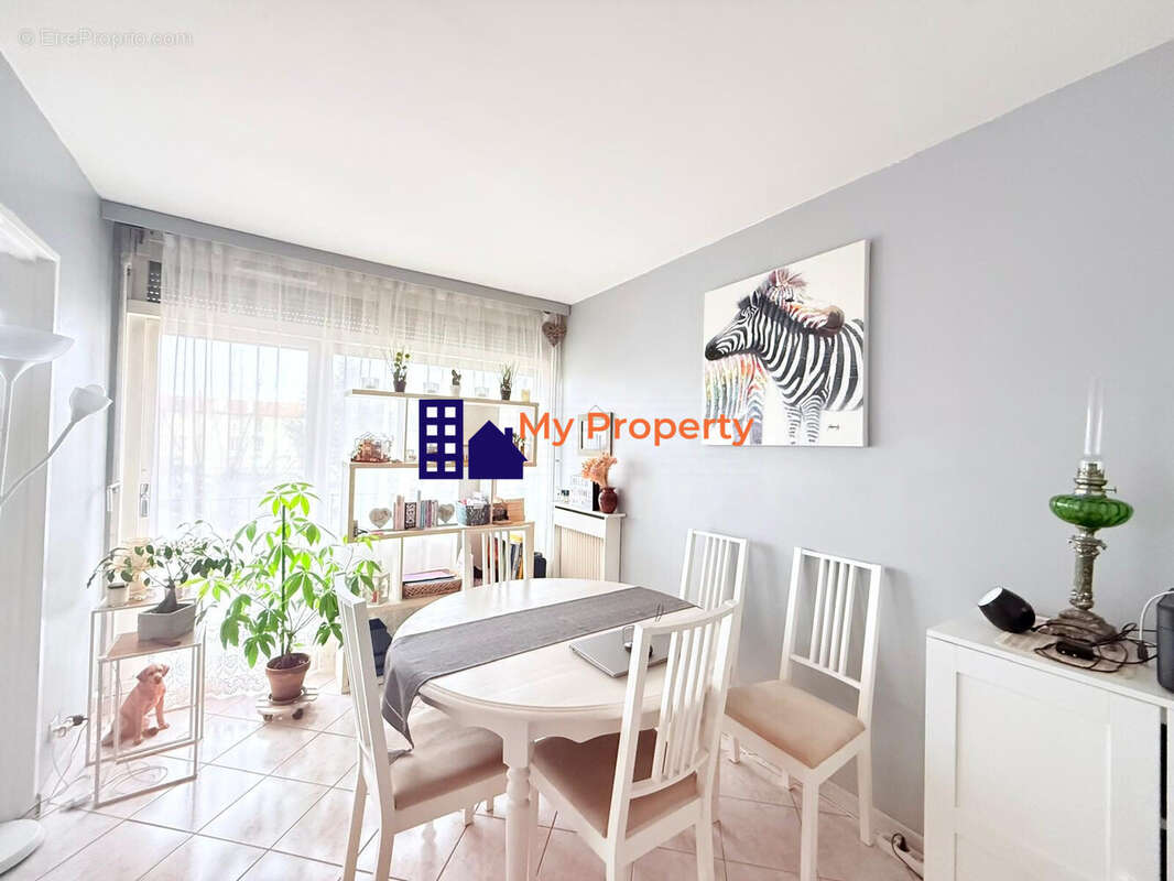 Appartement à HOUILLES