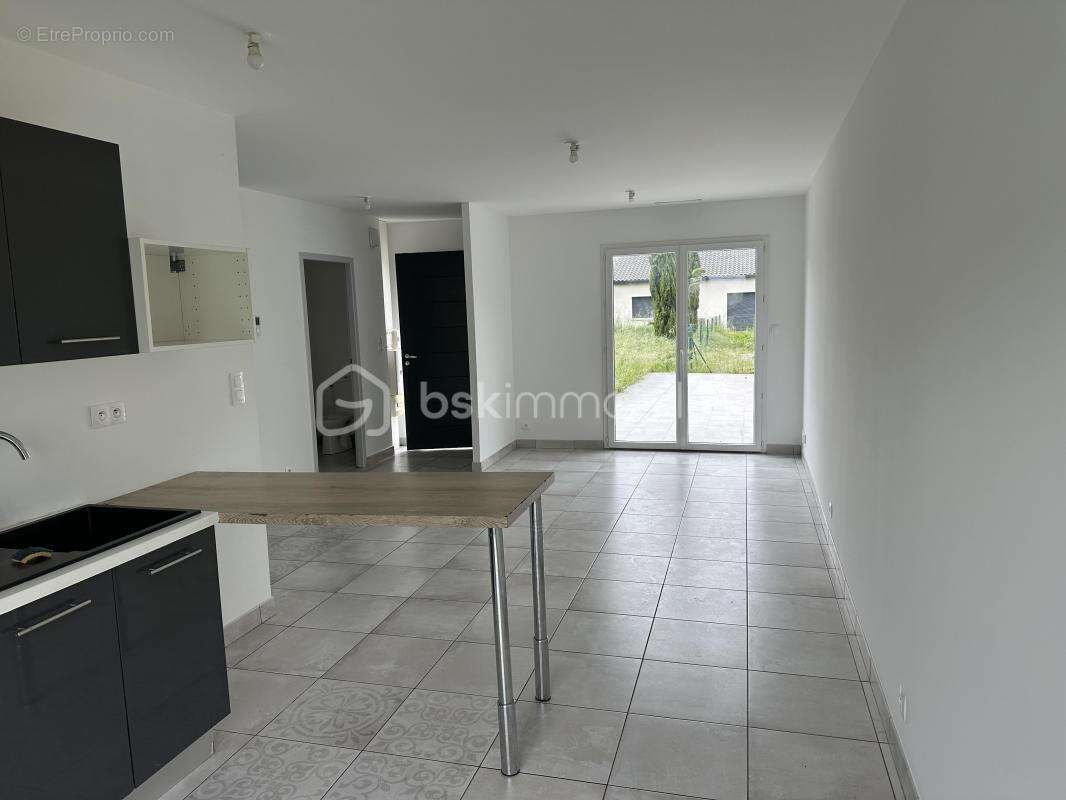 Maison à SAINT-JORY