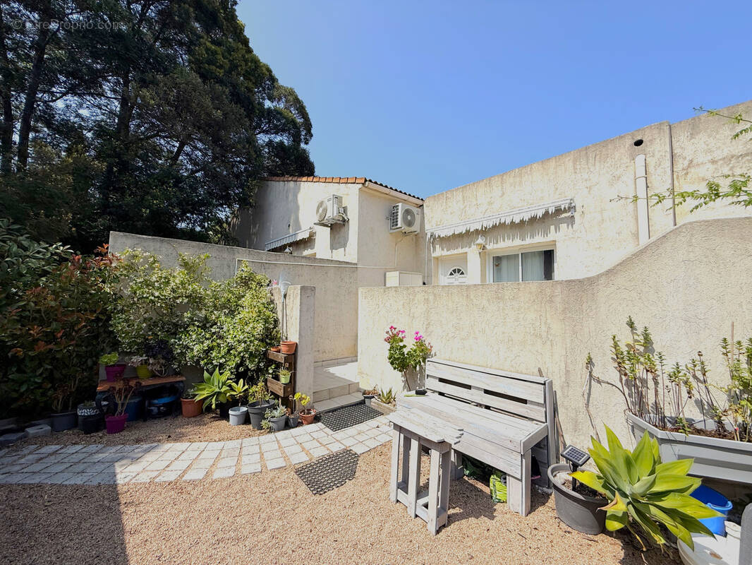 Appartement à SARI-SOLENZARA