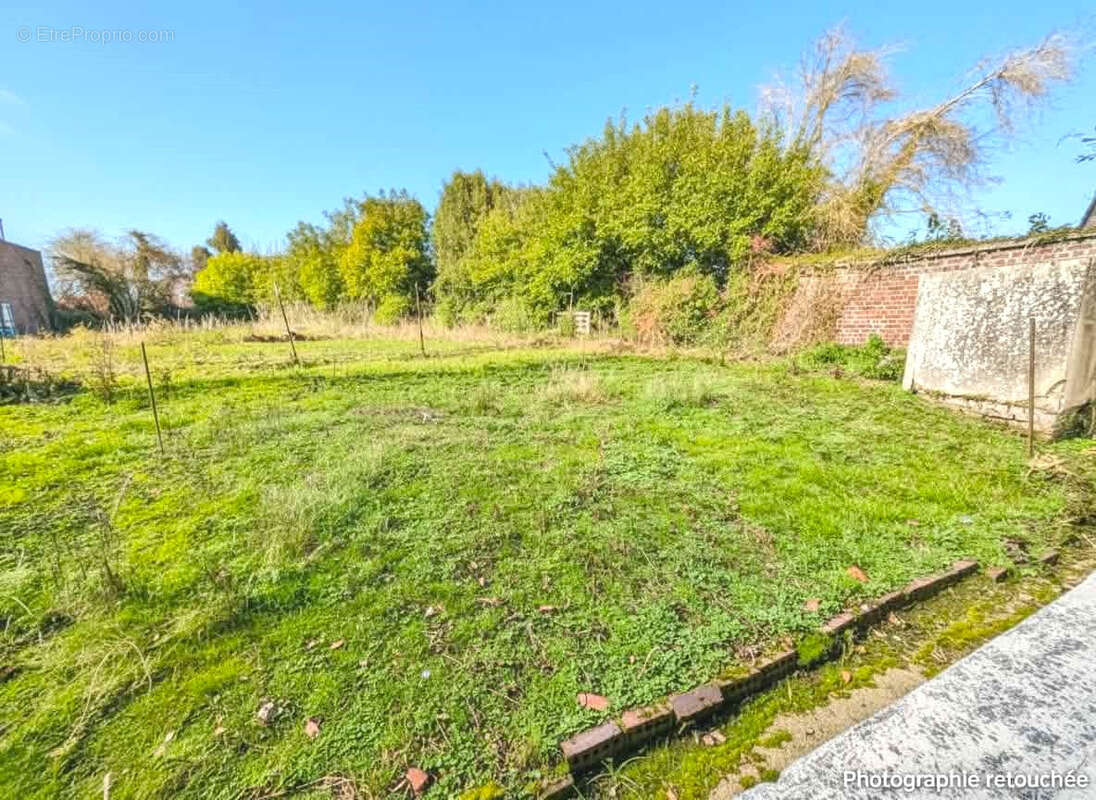 Maison à SAINT-SAUFLIEU