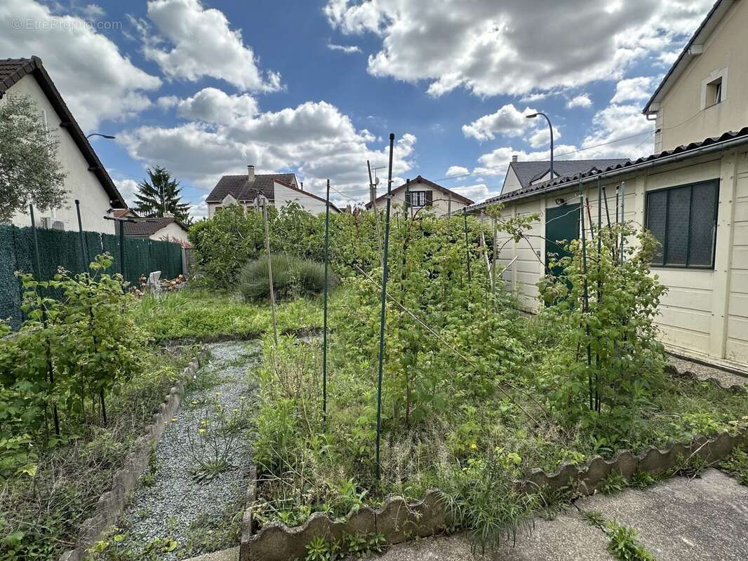 Maison à DRANCY