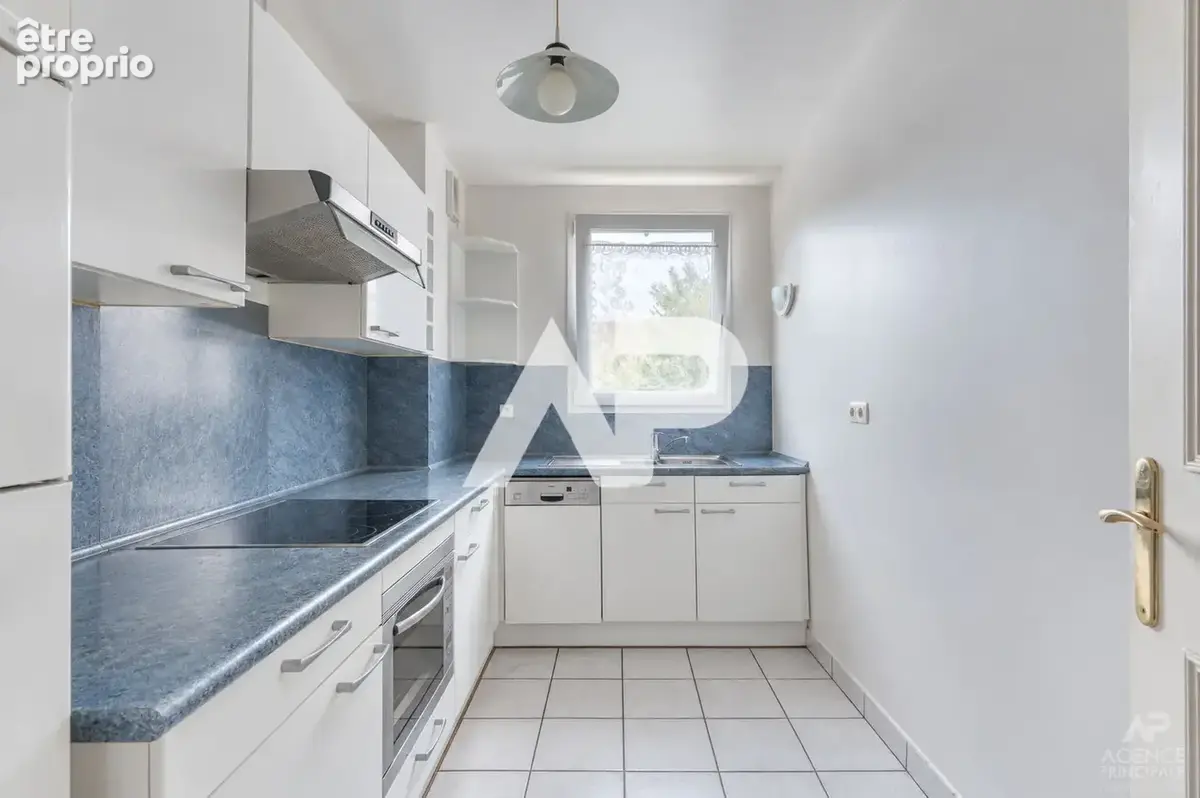 Appartement Rueil Malmaison 4 pièce(s) 88.77 m2 - photo 3