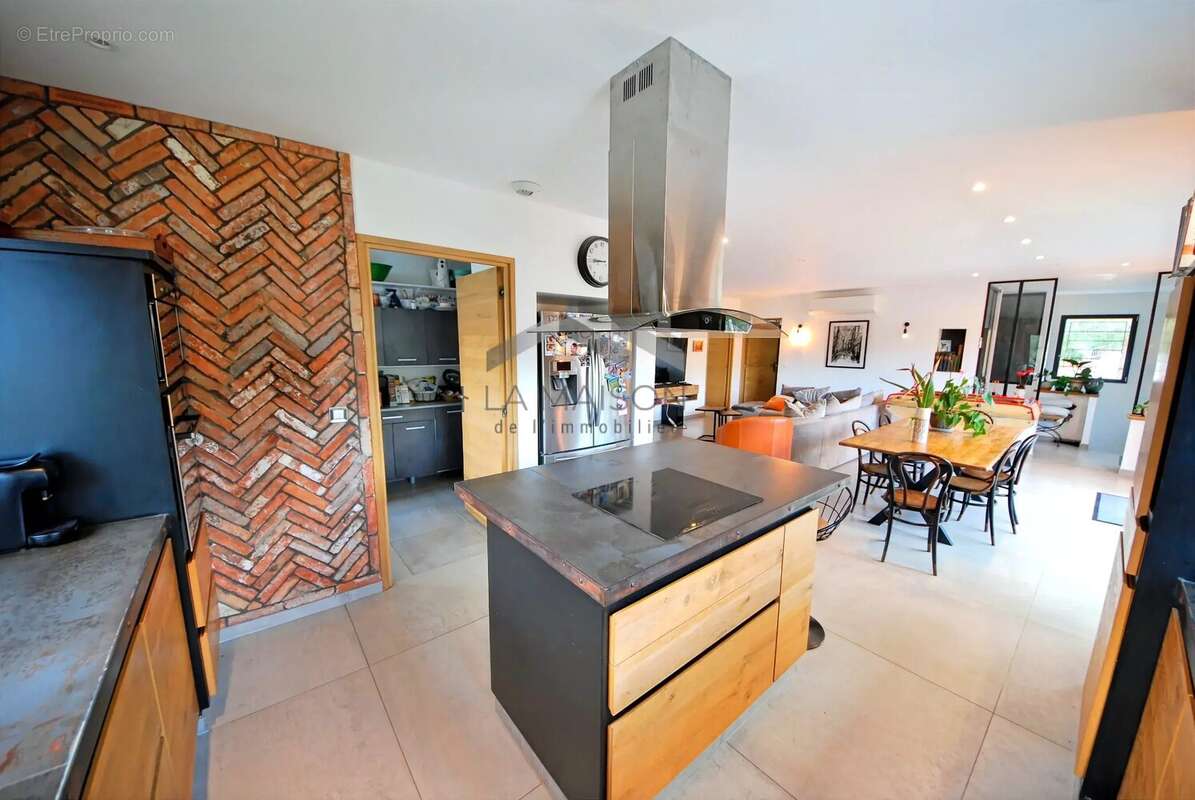 Maison à PORTO-VECCHIO