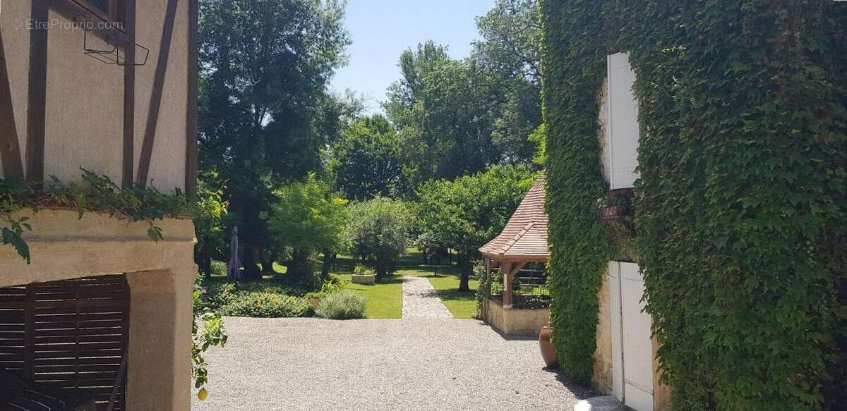 Maison à SEMPESSERRE