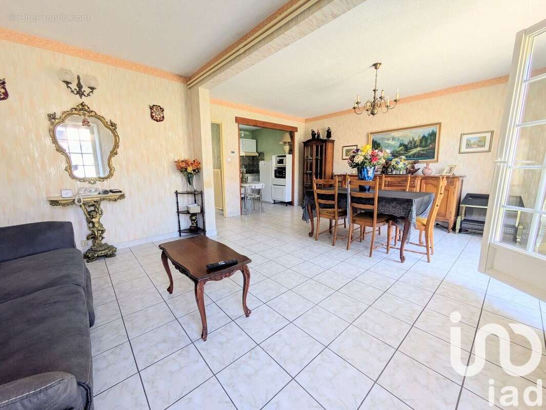 Photo 4 - Maison à LE PONTET