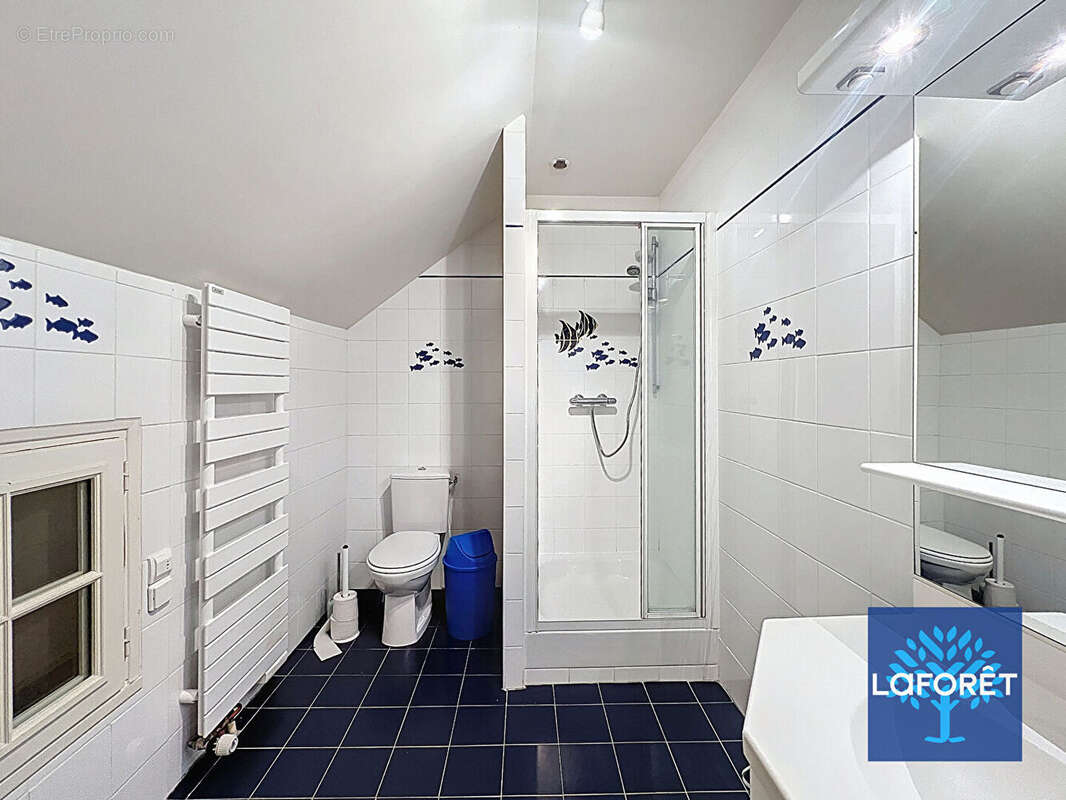 Maison à GUIGNEVILLE-SUR-ESSONNE