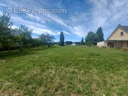 Terrain à SAINT-GERVAIS-D&#039;AUVERGNE