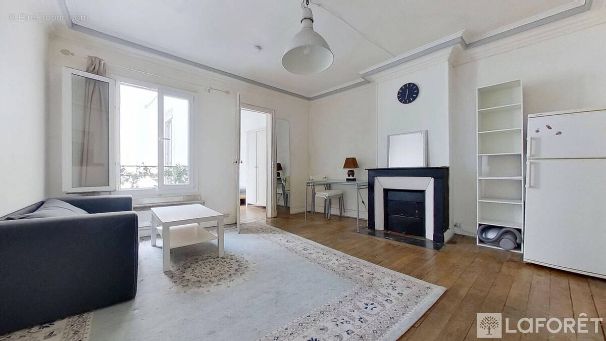 Appartement à PARIS-17E