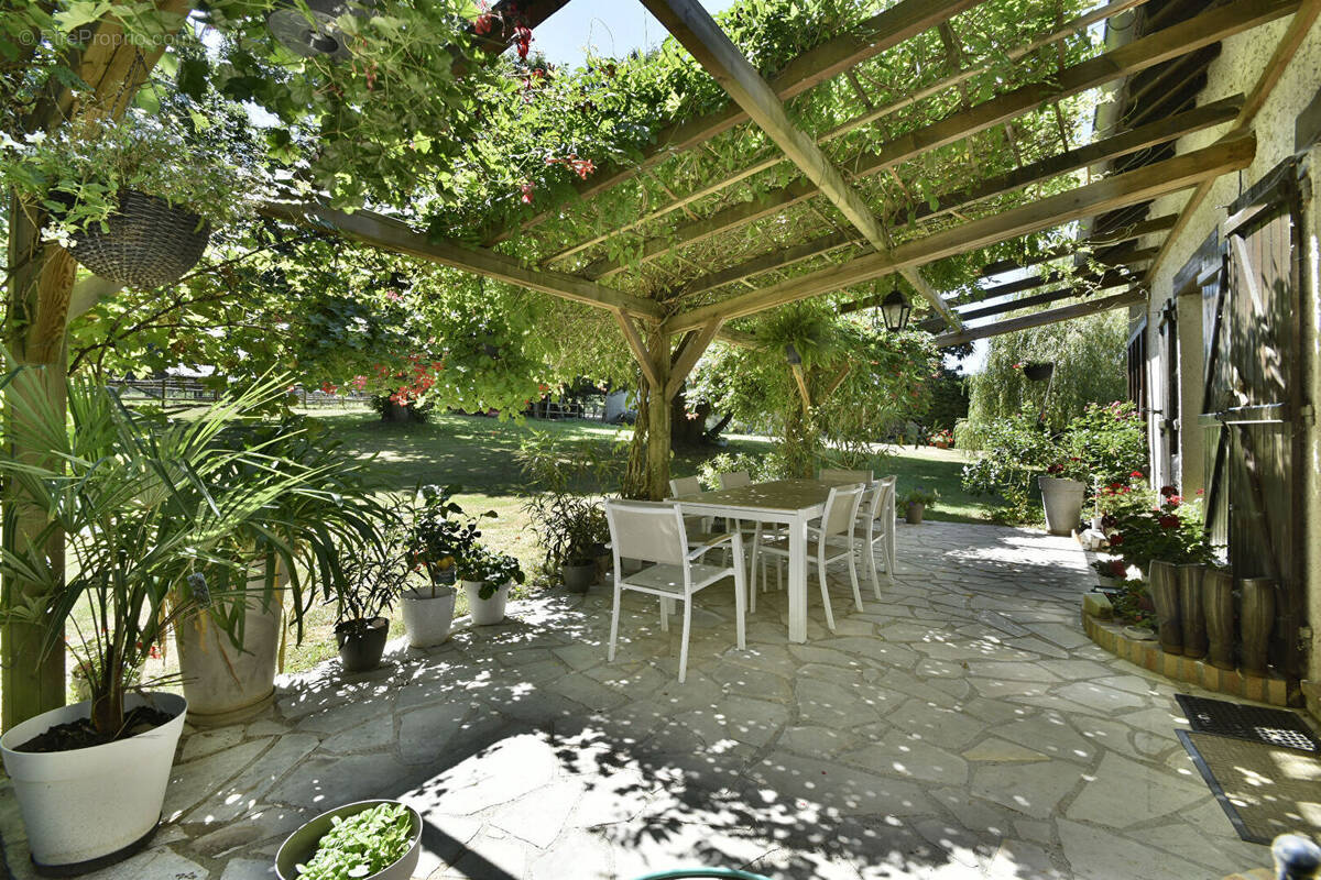 Maison à JOUARS-PONTCHARTRAIN