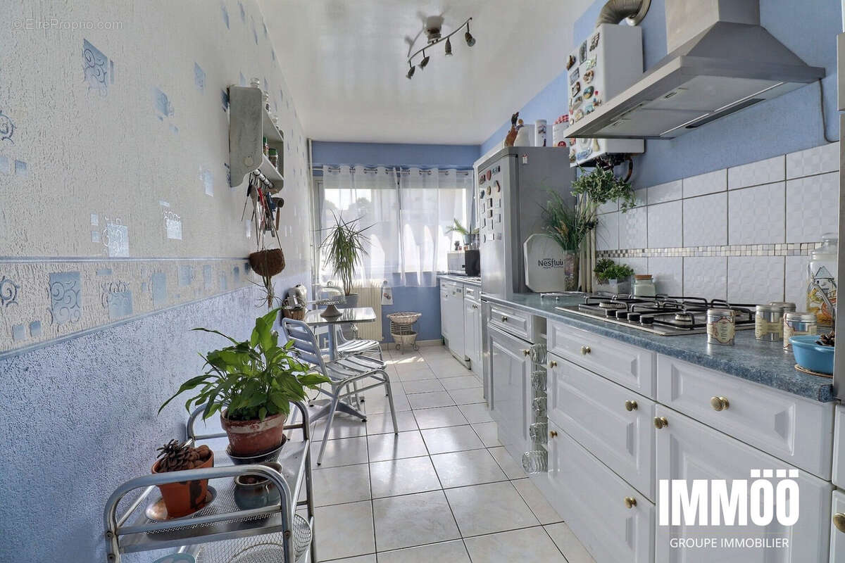 Appartement 80 m² à Deville-Les-Rouen  - photo 8