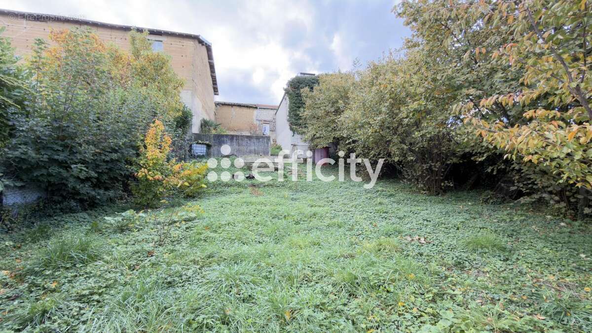 Maison à MORAS-EN-VALLOIRE