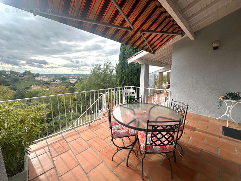 Maison à LACROIX-FALGARDE