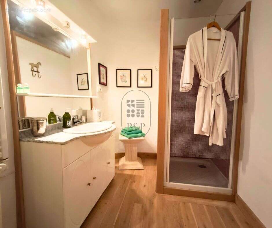 Maison à GARRIGUES-SAINTE-EULALIE