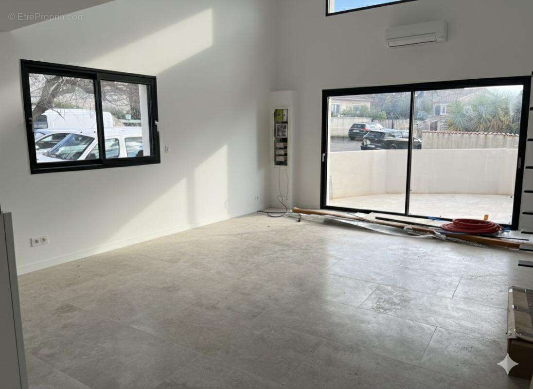 Maison à VILLEVEYRAC