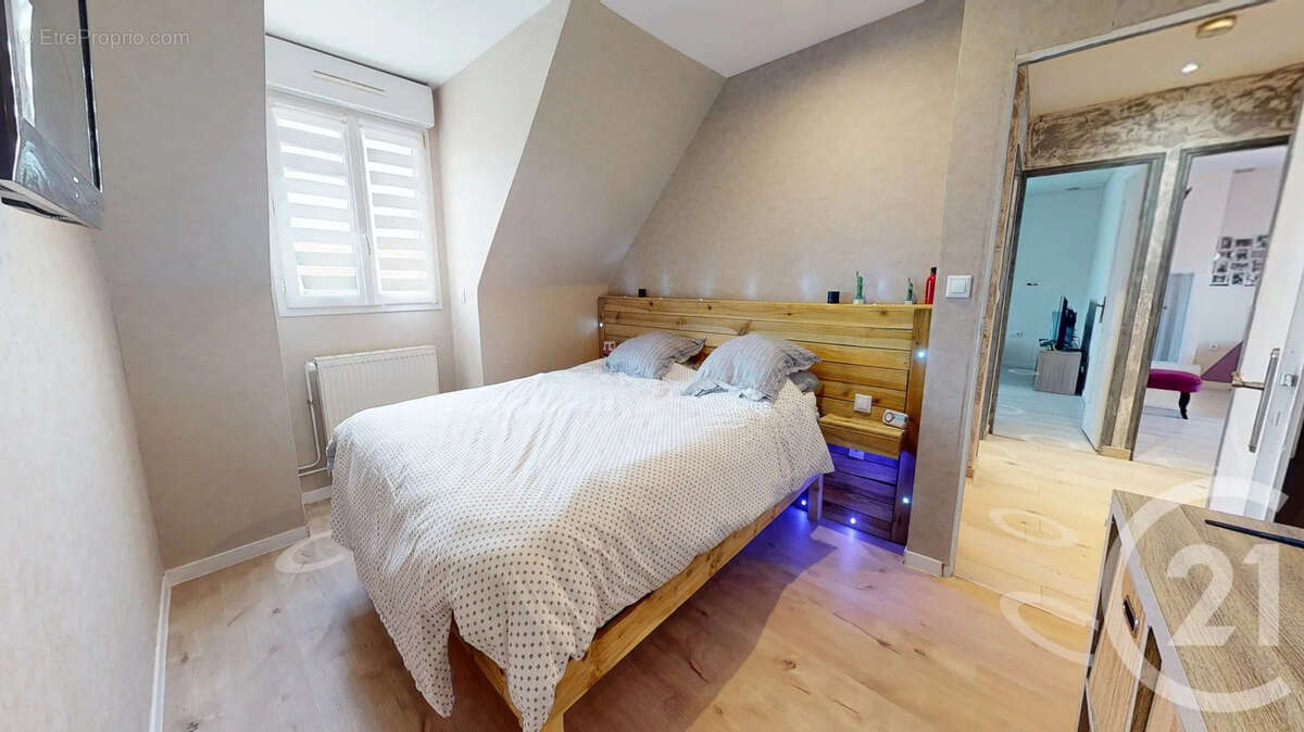 Maison 158 m² à Morcourt  - photo 10