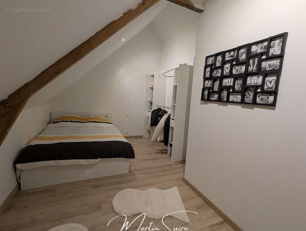 Maison à DONGES