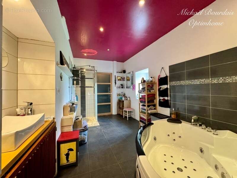 Maison à COURCELLES-DE-TOURAINE